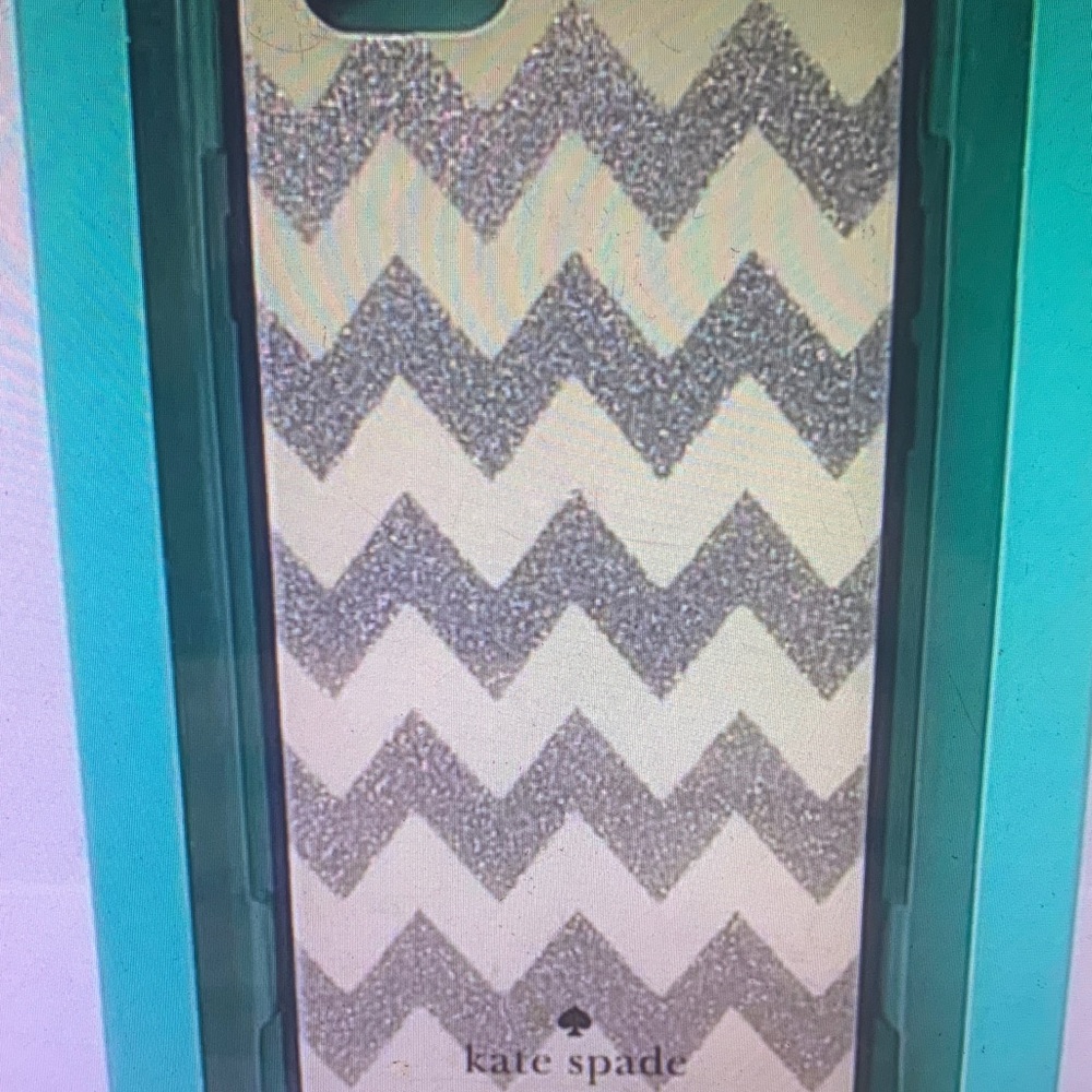 Kate Spade Glitter Chevron Phone Case - Silver and White